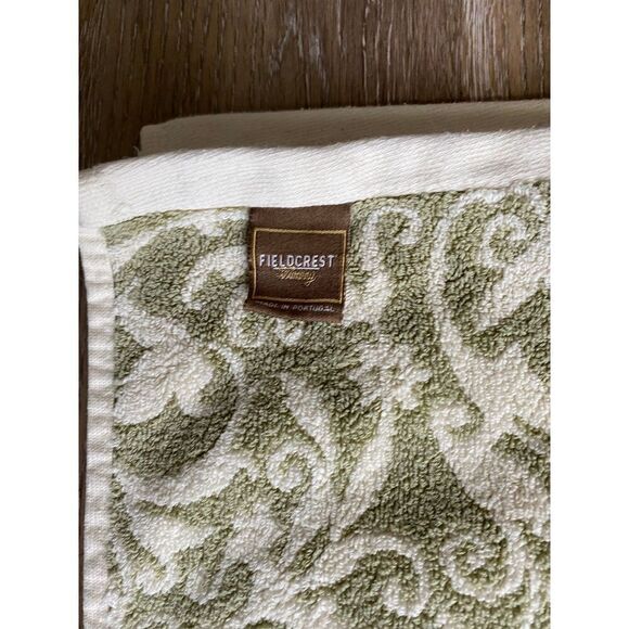 Fieldcrest Botanical Green and Cream Bath Towel - Picture 5 of 6